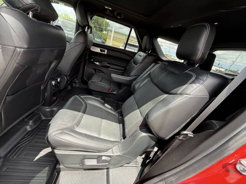 2021 Ford Explorer ST