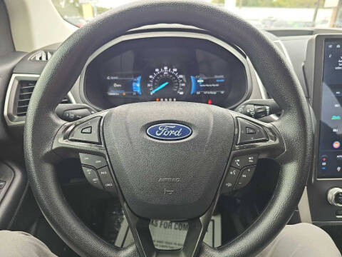 2024 Ford Edge SE