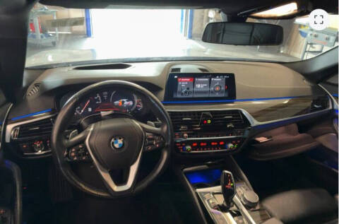 2018 BMW 5 Series 540i