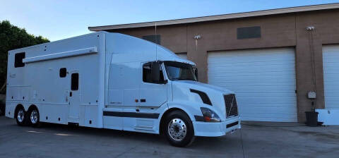 2006 Coach House Volvo VNL