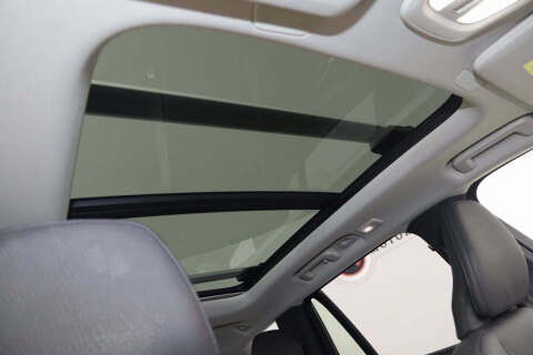 2025 Volvo XC90 B5 Plus Bright Theme