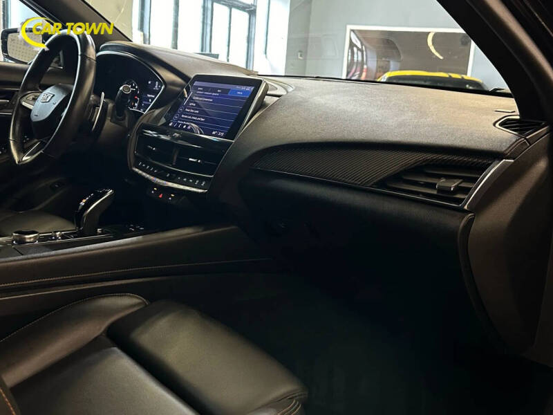 2024 Cadillac CT5 Sport