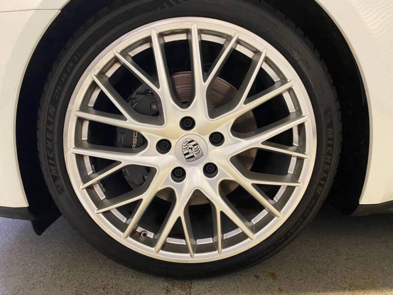 2018 Porsche Panamera