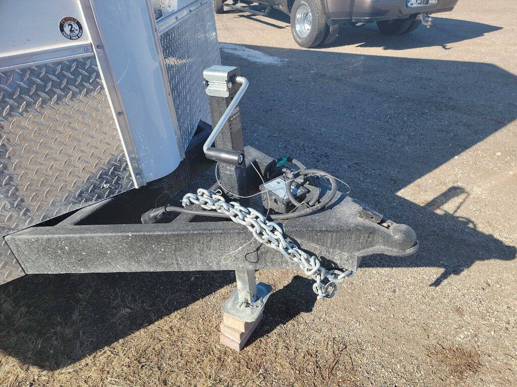 2022 H & H ENCLOSED 28 FEET 16