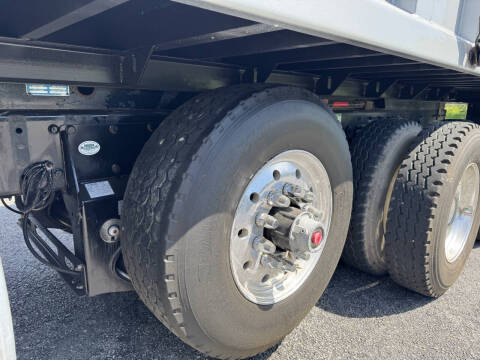2008 Freightliner M2 112