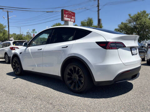 2023 Tesla Model Y Long Range