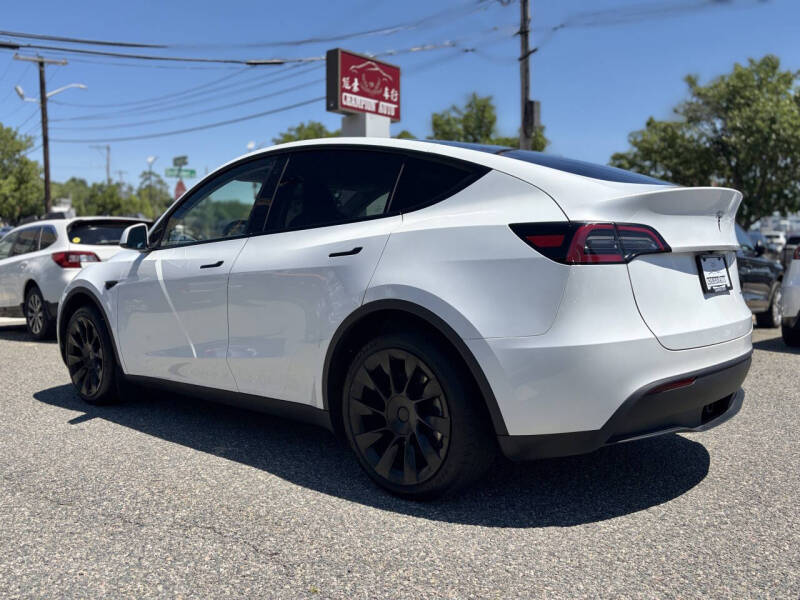 2023 Tesla Model Y Long Range