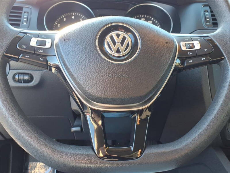 2015 Volkswagen Jetta