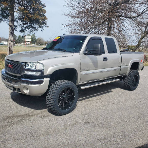2005 GMC Sierra 2500HD for sale at Elite Auto Sales in Herrin IL