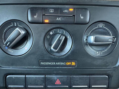 2013 Volkswagen Beetle Convertible