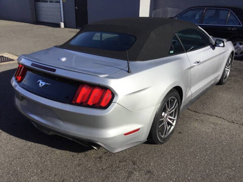 2016 Ford Mustang EcoBoost Premium