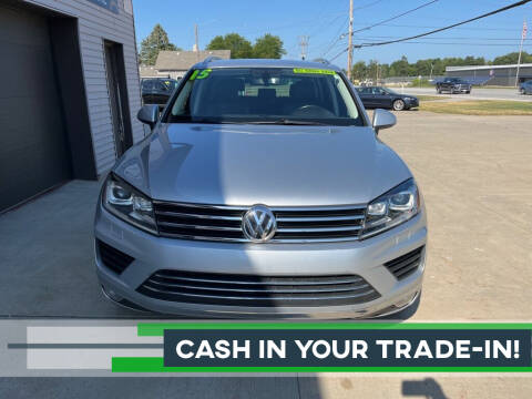 2015 Volkswagen Touareg for sale at Auto Import Specialist LLC in South Bend IN