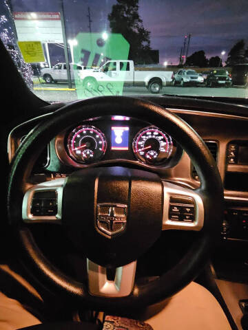 2013 Dodge Charger SE