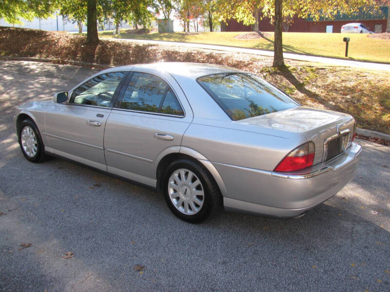 2003 Lincoln LS null photo 8