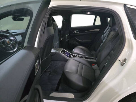 2018 Porsche Panamera 4S