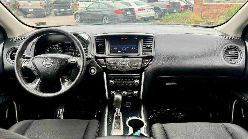 2018 Nissan Pathfinder S