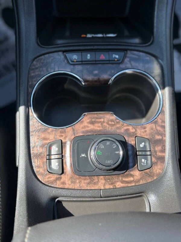 2021 GMC Acadia Denali