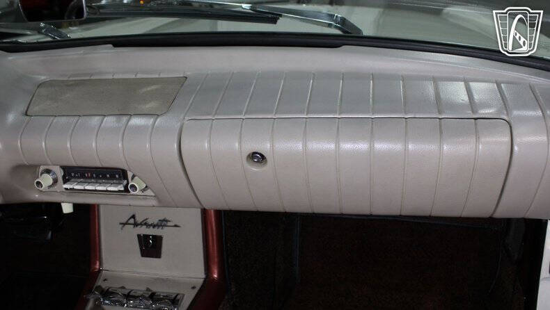 1964 Studebaker Avanti