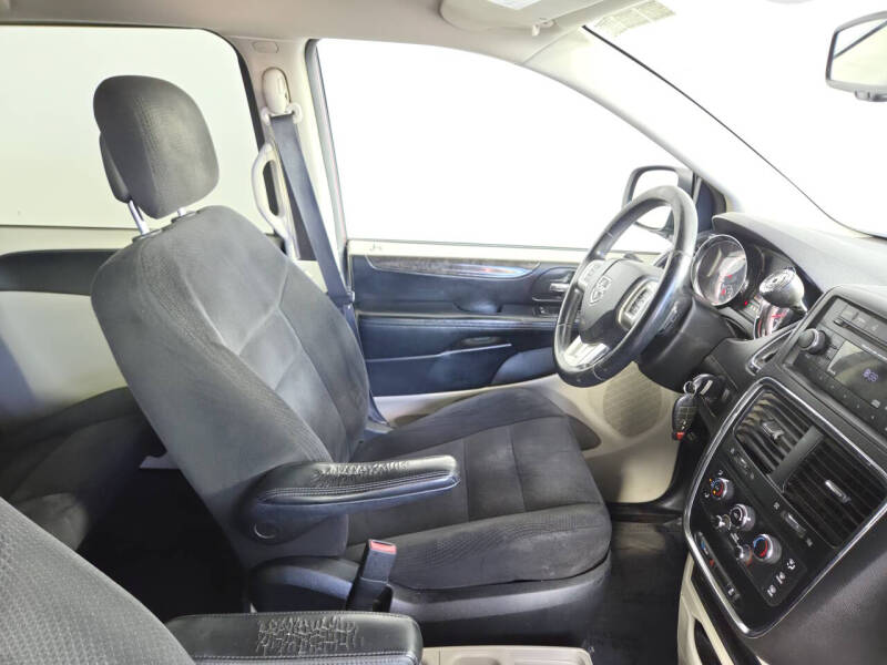 2015 Dodge Grand Caravan SE