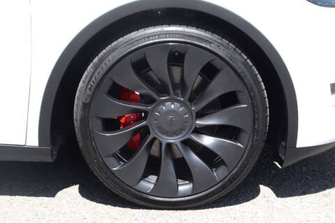2024 Tesla Model Y Performance