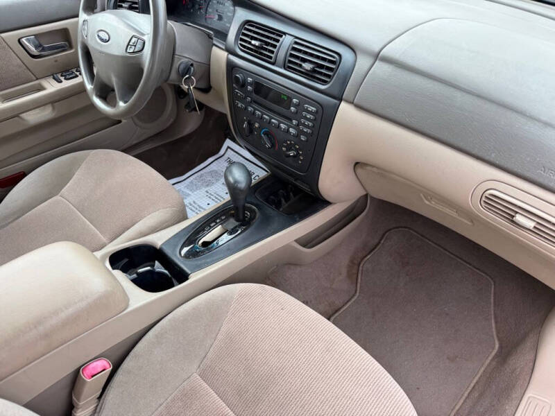 2001 Ford Taurus SES