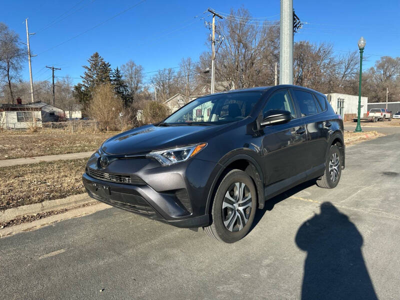 2018 Toyota RAV4 for sale at ONG Auto in Farmington MN