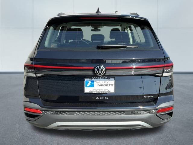 2025 Volkswagen Taos S 4Motion
