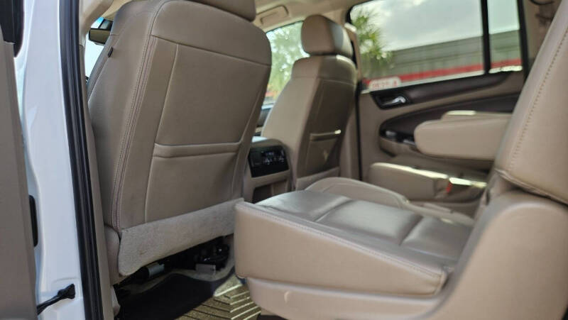 2016 Chevrolet Suburban LT