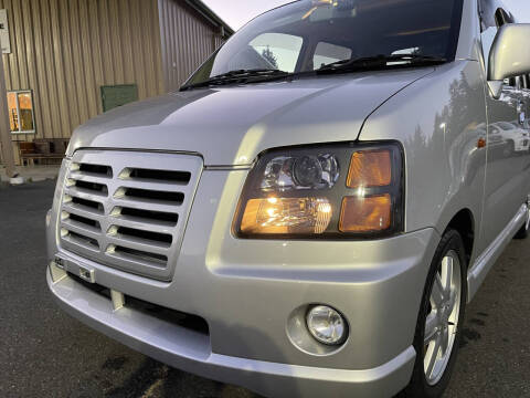 2001 Suzuki Solio