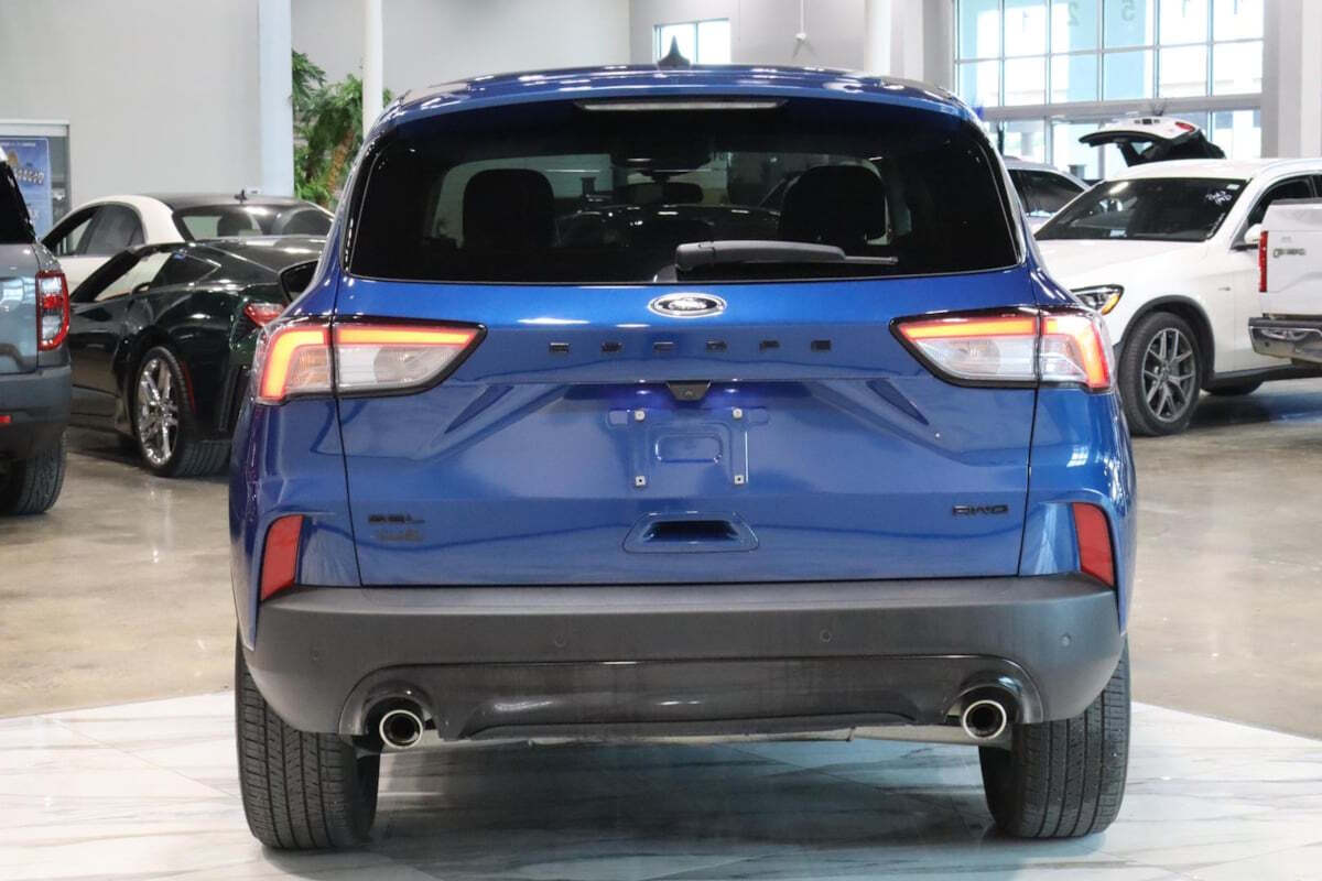 2022 Ford Escape for sale at IMD MOTORS, INC in Dallas, TX