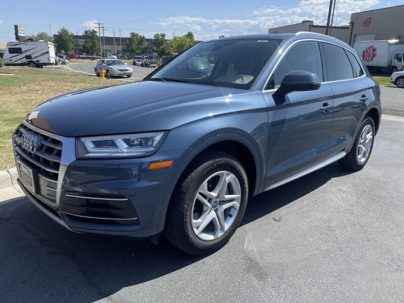 2018 Audi Q5 2.0T quattro Premium Plus