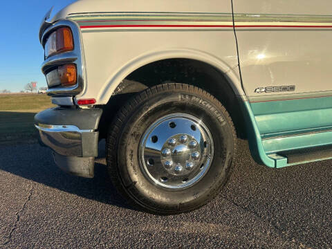 2001 Chevrolet Express 3500