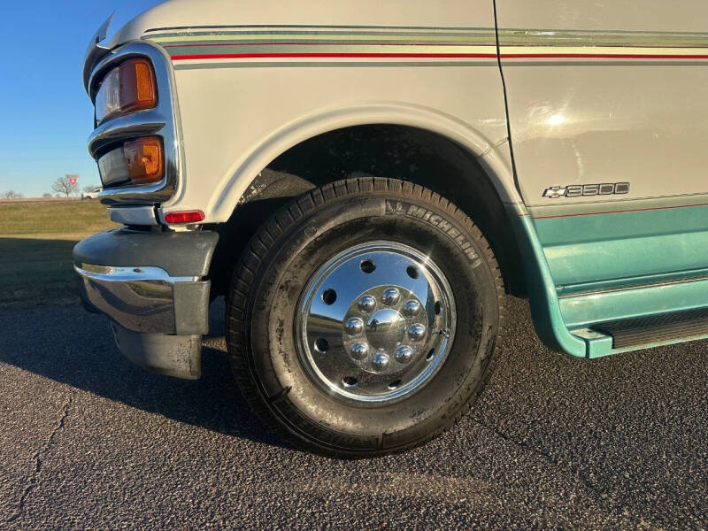 2001 Chevrolet Express 3500