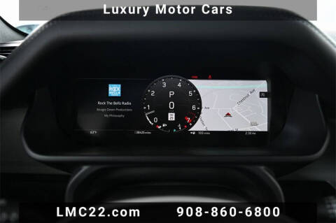 2023 Land Rover Defender 130 X-Dynamic SE