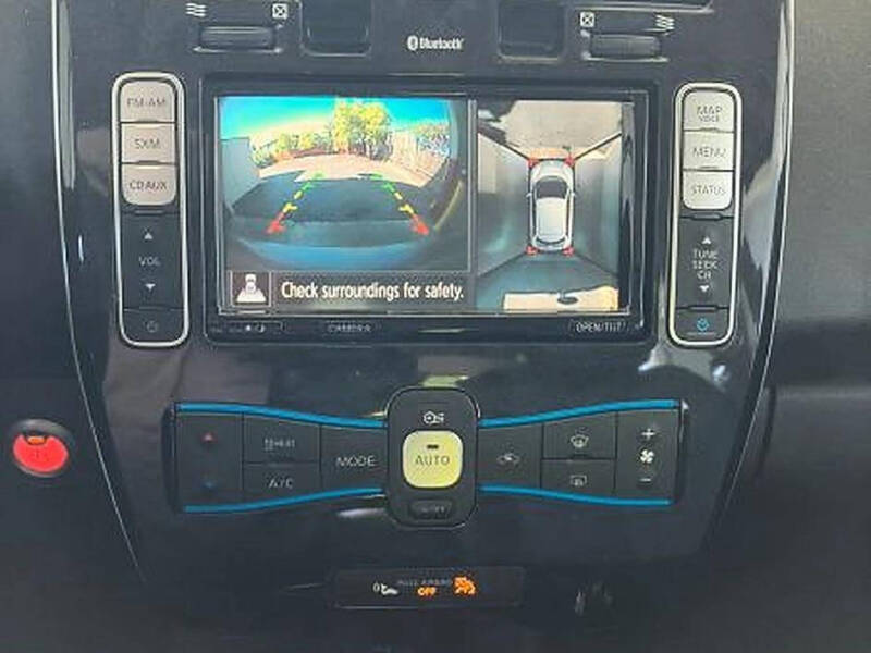 2016 Nissan LEAF
