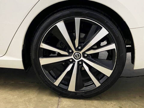 2020 Nissan Altima 2.5 SR