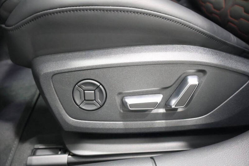 2025 Audi RS 6 Avant performance 4.0T quattro Avant