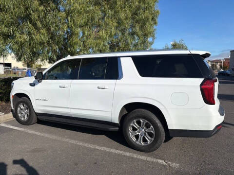 2022 GMC Yukon XL SLE
