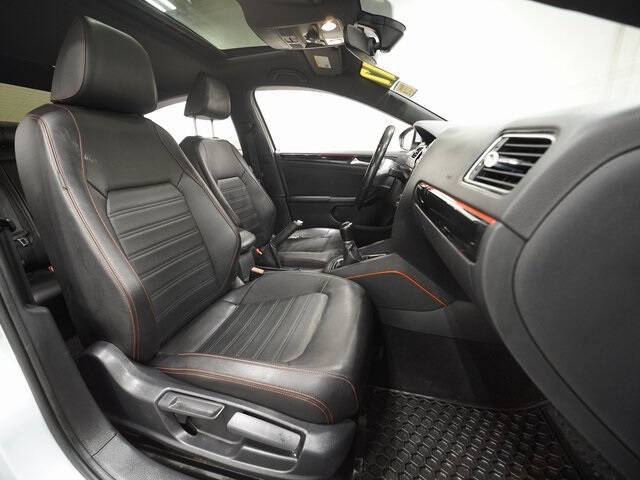 2017 Volkswagen Jetta 2.0T GLI