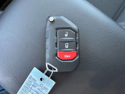 2025 Jeep Gladiator Sport S