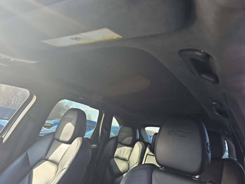 2016 Porsche Cayenne GTS