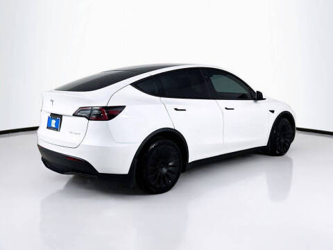 2023 Tesla Model Y Long Range