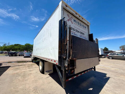 2018 International DuraStar 4300