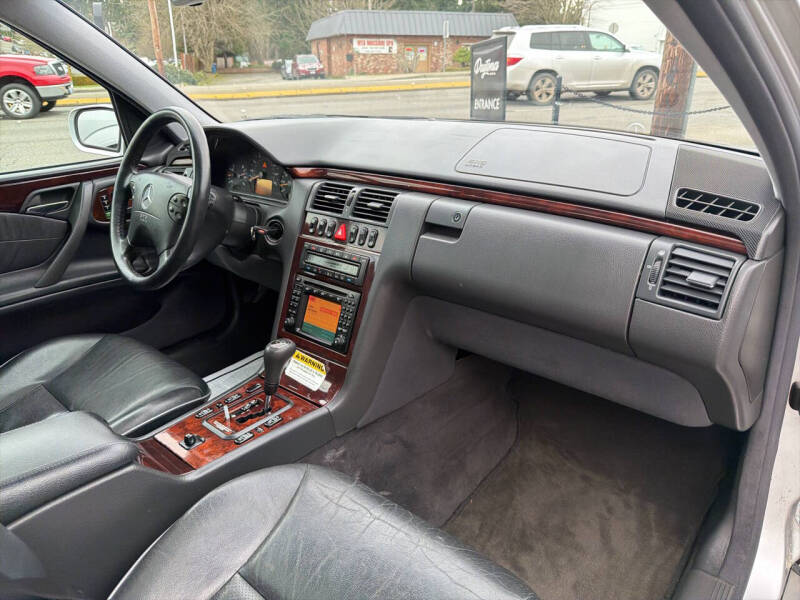 2000 Mercedes-Benz E-Class E 320 4MATIC