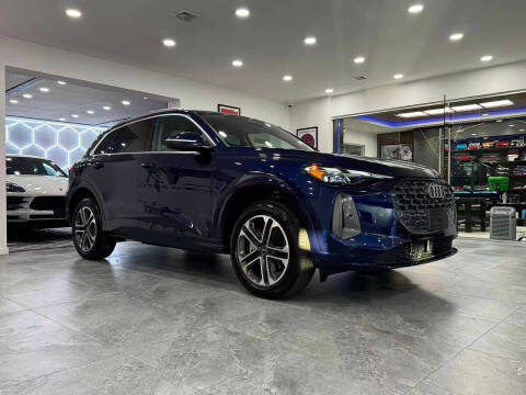 2025 Audi Q5 quattro Premium TFSI