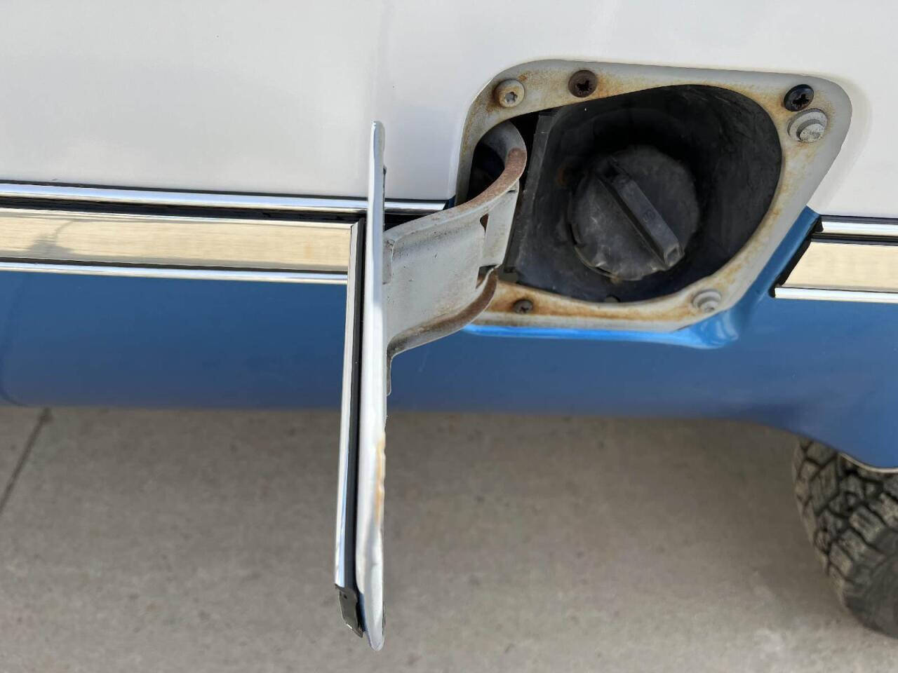 1986 Chevrolet C/K 10 Series 48