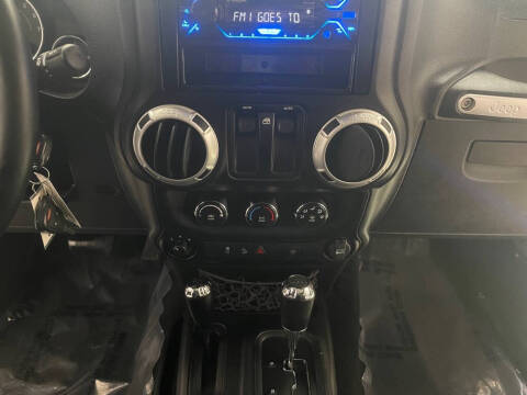 2013 Jeep Wrangler Sahara