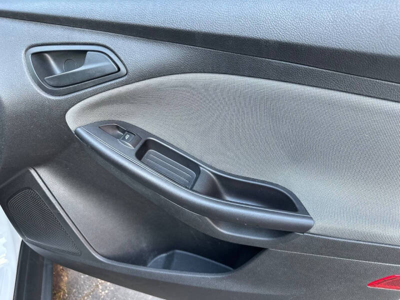 2014 Ford Focus S