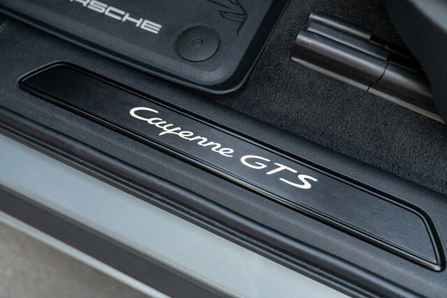 2021 Porsche Cayenne 13
