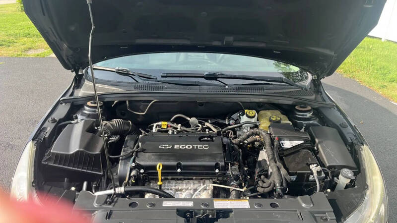 2013 Chevrolet Cruze LS Auto